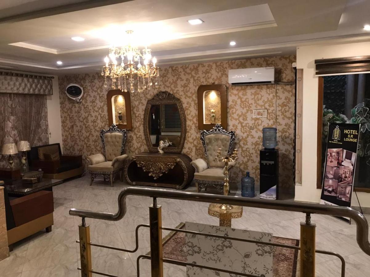 Hotel S.R. Lounge Multan Esterno foto