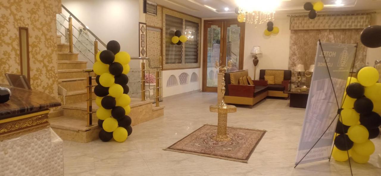 Hotel S.R. Lounge Multan Esterno foto